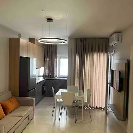 Daire Sea View Relax Apartment, Qerret Golem (Tirana)